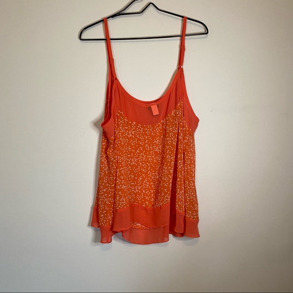 ✨torrid coral diamond print chiffon tank top✨ - Picture 5 of 7